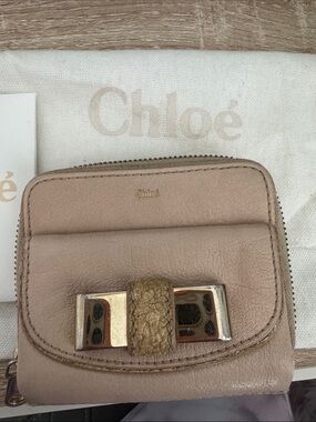 Chloé light pink Leather Zip Wallet with Gold-Tone Hardware